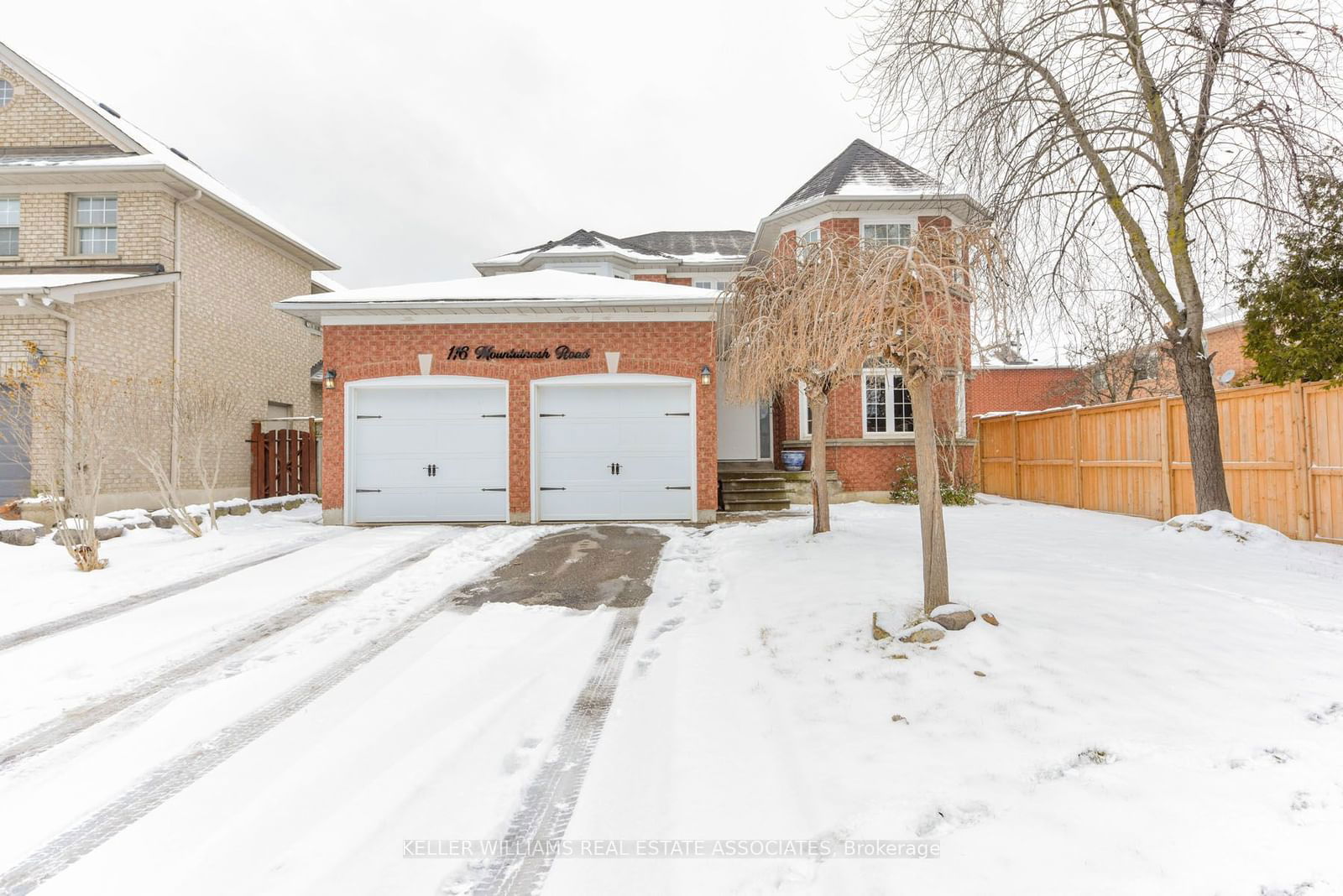 Detached House for sale at 116 Mountainash Road, Brampton, Sandringham-Wellington, L6R 1H8 - MLS: W11925146