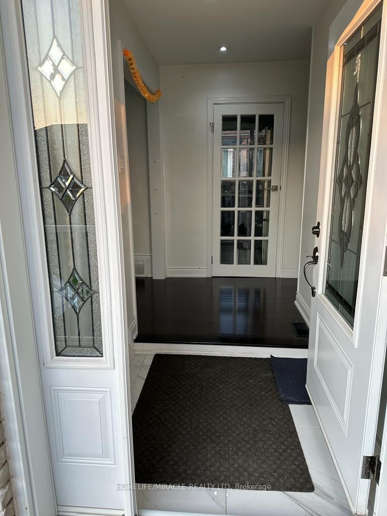 27 Rhinestone Dr, Toronto, M9C 3W8 | Image 3