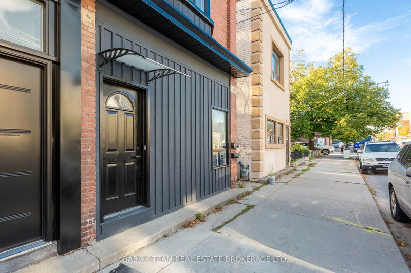 Unit Upper — 594 Runnymede Rd, Toronto - Runnymede-Bloor West Village image-0-0