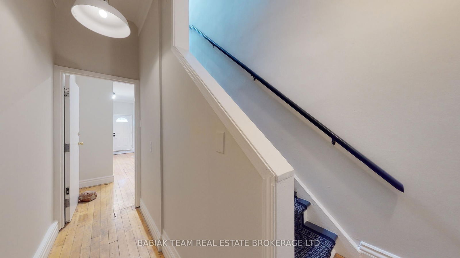 Semi-Detached House leased at Upper-594 Runnymede Road, Toronto, Runnymede-Bloor West Village, M6S 2Z7 - MLS: W11925518