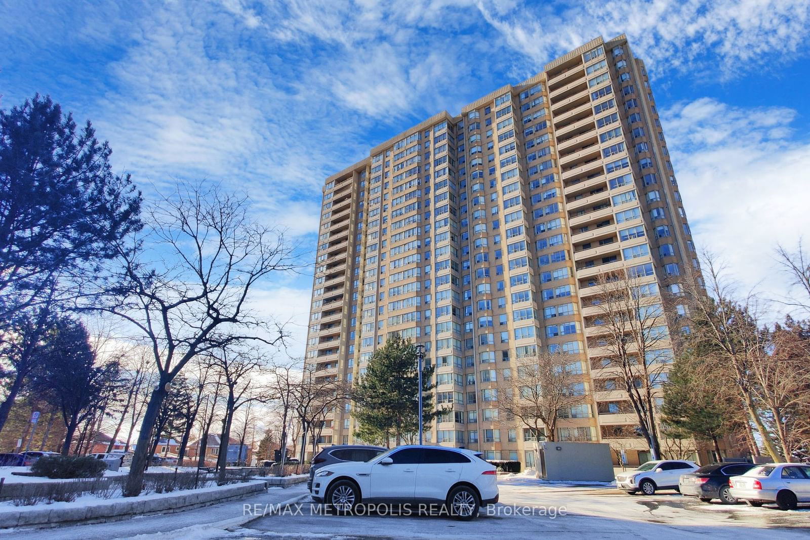 Condo for sale at 806-30 Malta Avenue, Brampton, Fletcher's Creek South, L6Y 4S5 - MLS: W11925553