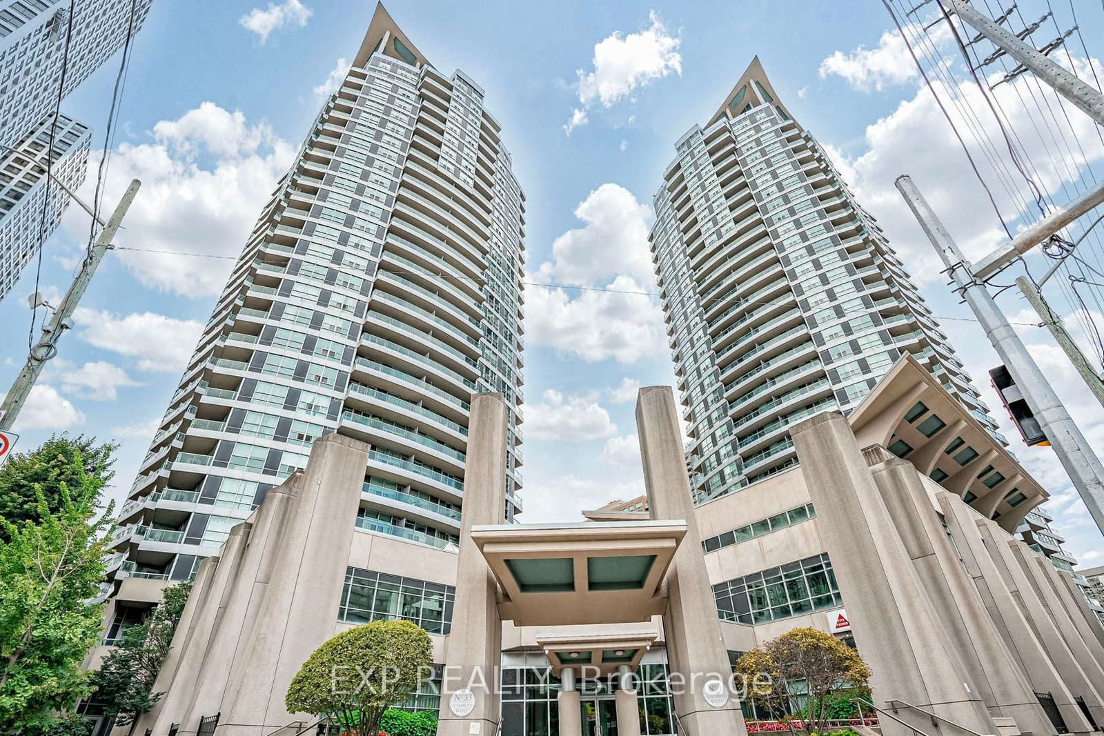 Condo for sale at 310-33 Elm Drive, Mississauga, City Centre, L5B 4M2 - MLS: W11925704