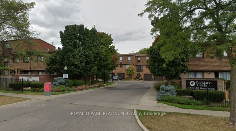 Townhouse for sale at 94-3395 Cliff Road, Mississauga, Mississauga Valleys, L5A 3M7 - MLS: W11925771