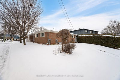 2 Lewis St, Halton Hills - Georgetown image-0-2