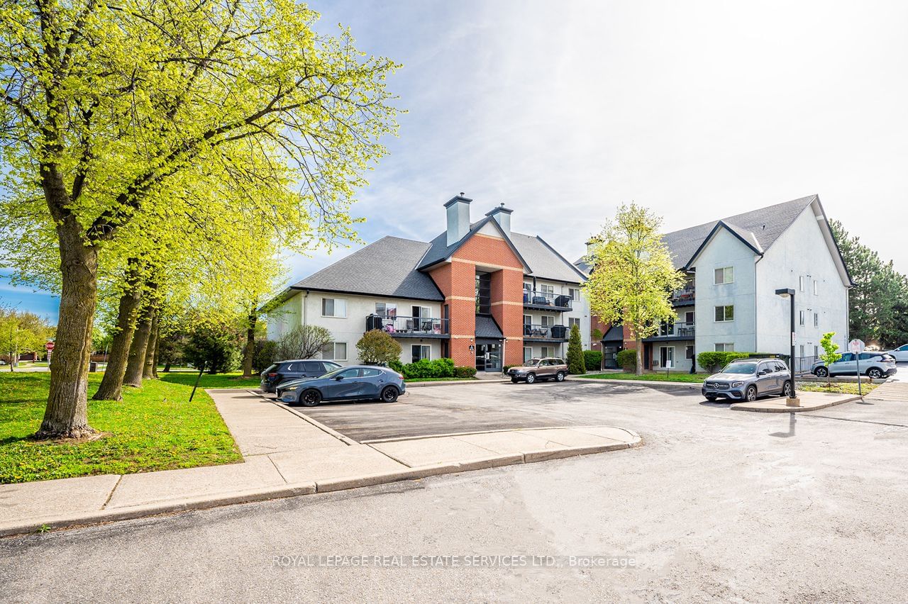 Condo for sale at 1013-1450 Glen Abbey Gate, Oakville, Glen Abbey, L6M 2V7 - MLS: W11925807