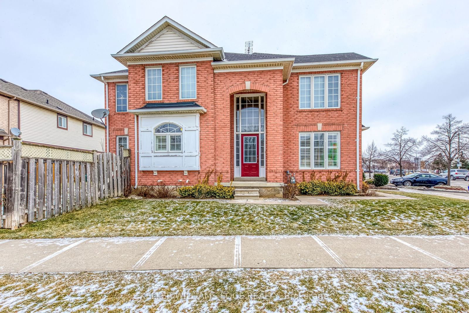 Townhouse for sale at 1019 Kennedy Circle, Milton, 1023 - BE Beaty, L9T 5S4 - MLS: W11926013