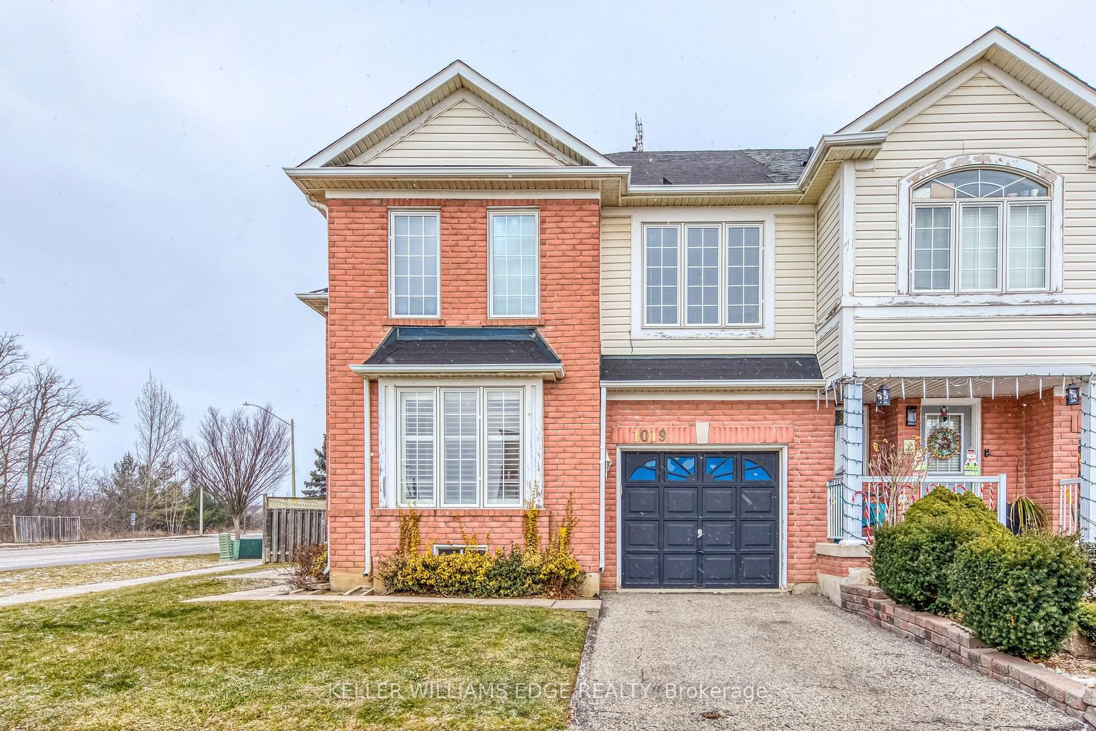 Townhouse sold at 1019 Kennedy Circle, Milton, BE Beaty, L9T 5S4 - MLS: W11926013