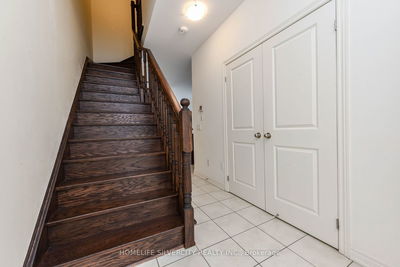 22 Dale Meadows Rd, Brampton - Northwest Brampton image-0-4