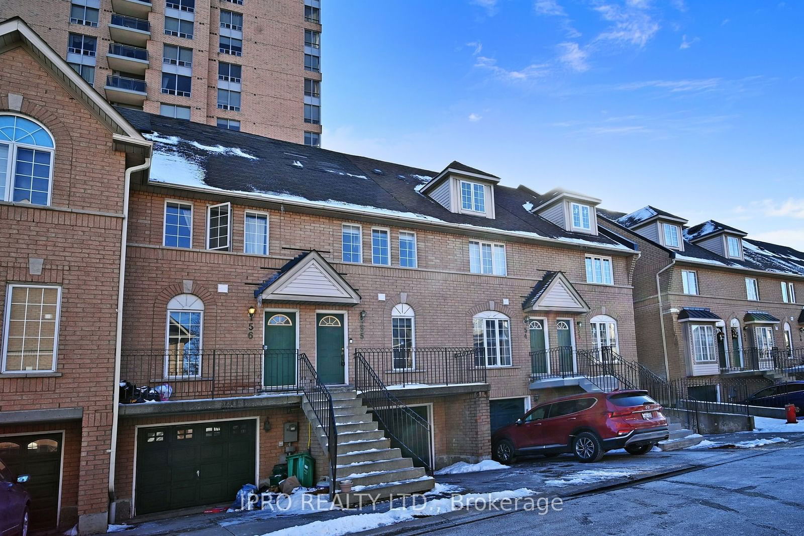 Townhouse for sale at 55-75 Strathaven Drive, Mississauga, Hurontario, L5R 3W1 - MLS: W11926163