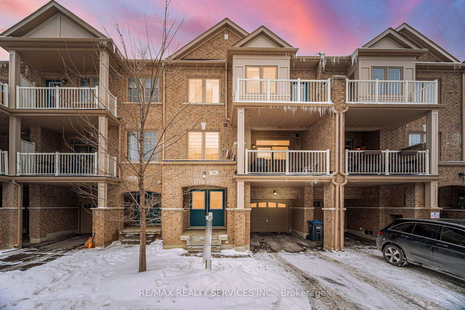 Townhouse for sale at 30 Haymarket Drive, Brampton, Northwest Brampton, L7A 5C3 - MLS: W11926401