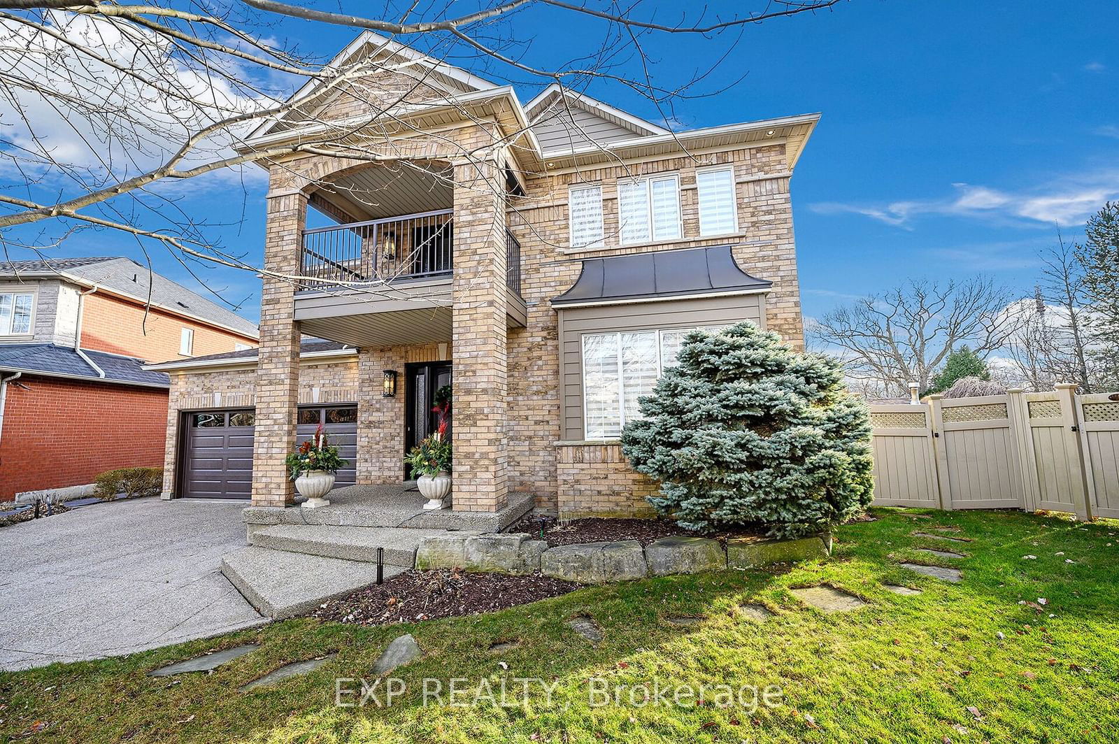 Detached House for sale at 2476 Hemmford Drive, Oakville, West Oak Trails, L6M 4R6 - MLS: W11926431