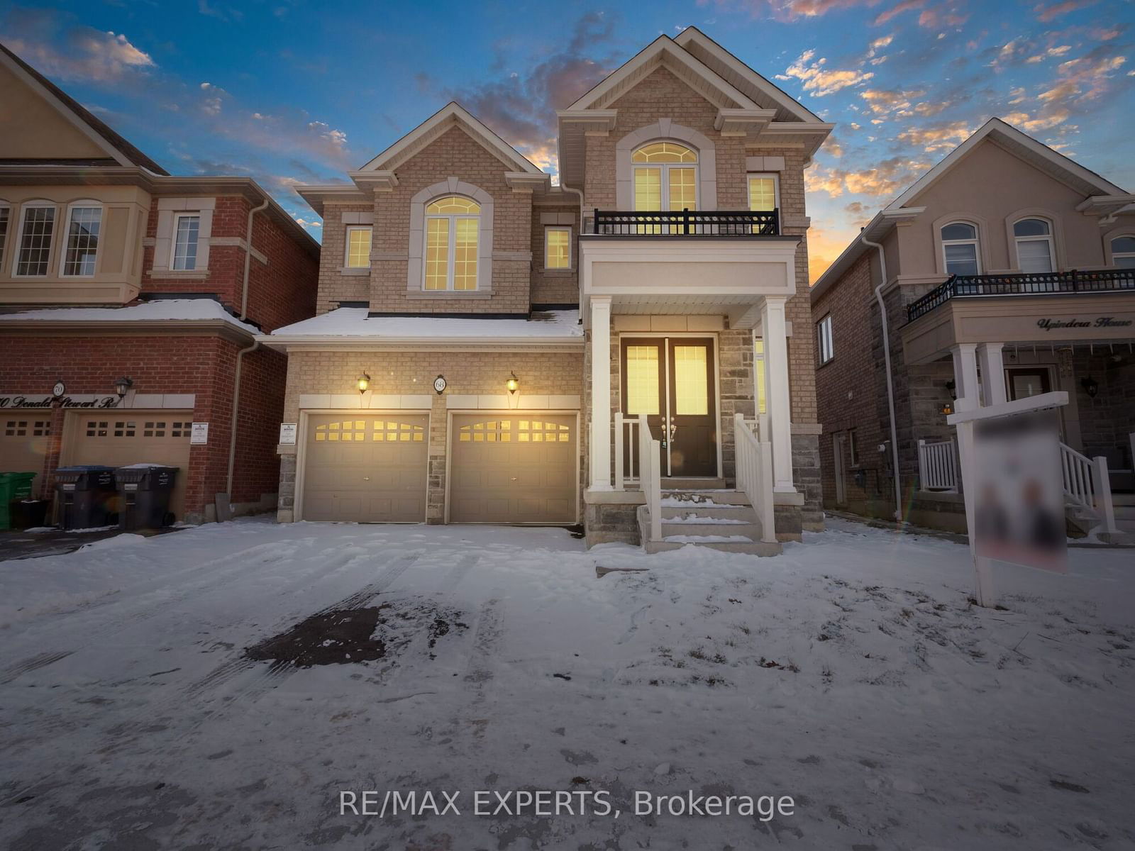 Detached House for sale at 68 Donald Stewart Road, Brampton, Northwest Brampton, L7A 0C3 - MLS: W11926561