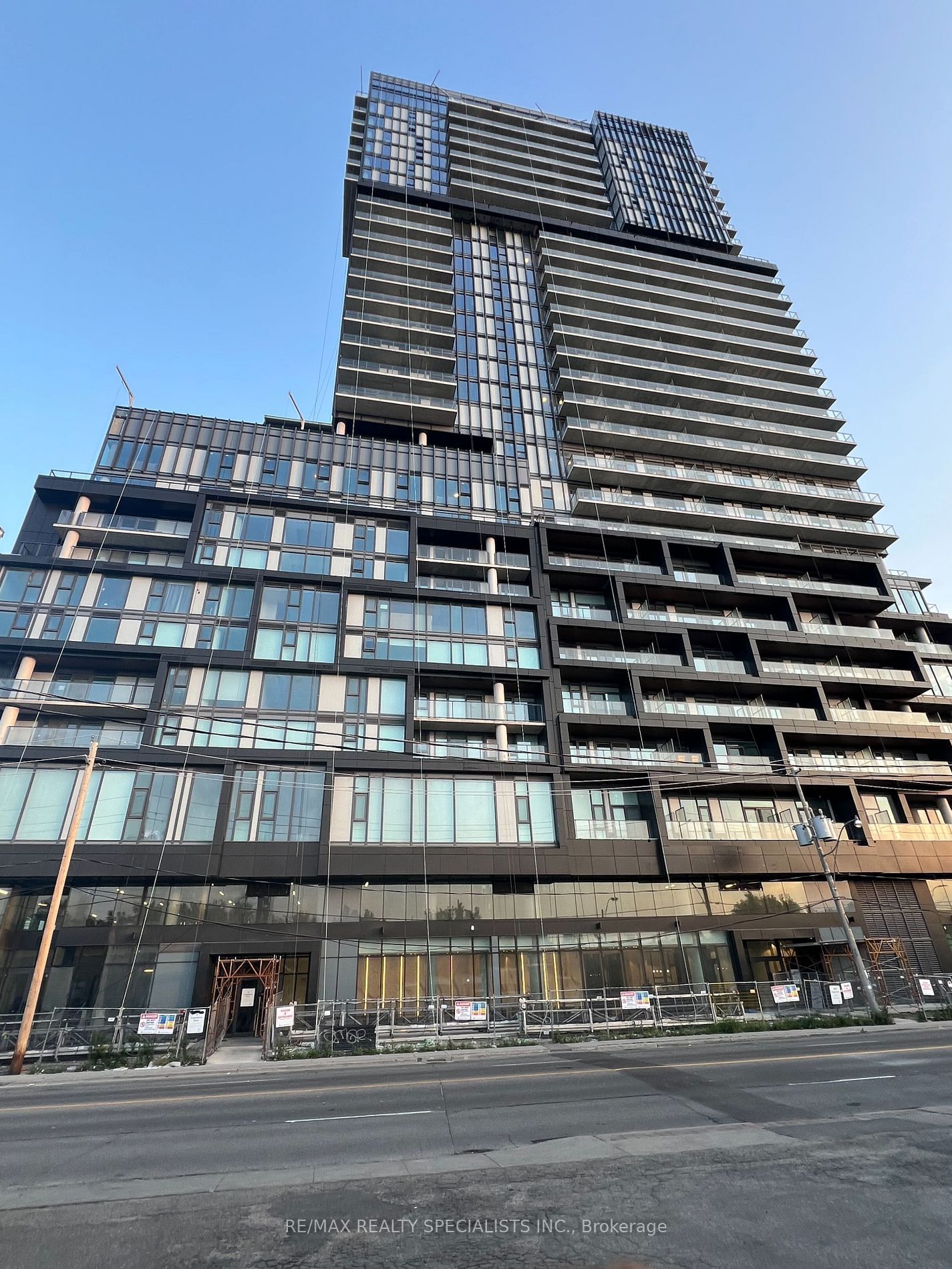 Condo for lease at 703-1285 Dupont Street, Toronto, Dovercourt-Wallace Emerson-Junction, M6H 2A6 - MLS: W11926667