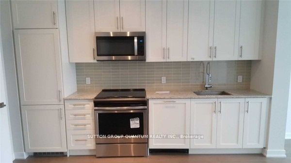 Condo for lease at 1903-4085 Parkside Village Drive, Mississauga, City Centre, L5B 0K2 - MLS: W11926676