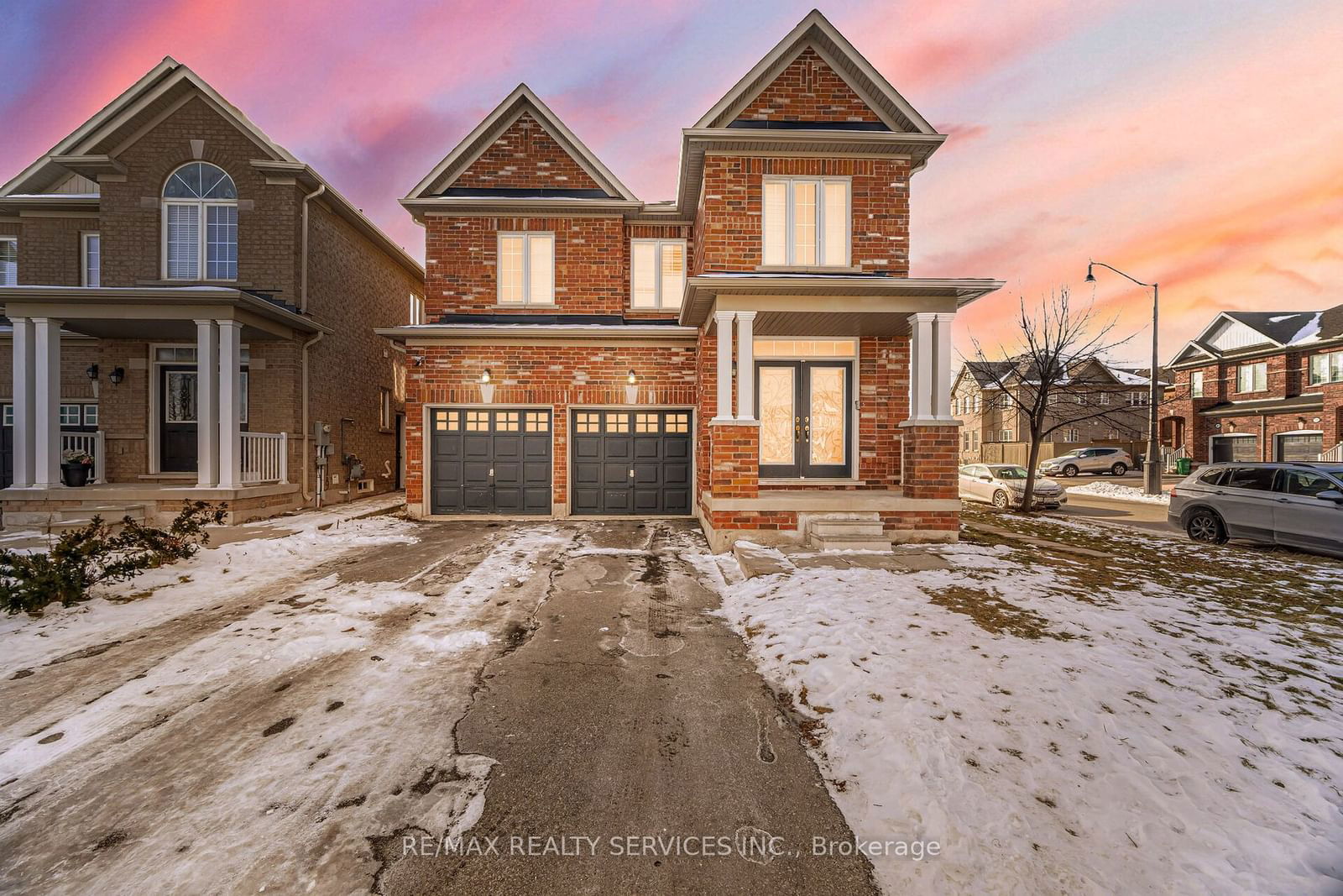 Detached House for sale at 1 Ballyhaise Crescent, Brampton, Credit Valley, L6X 0Y2 - MLS: W11927103