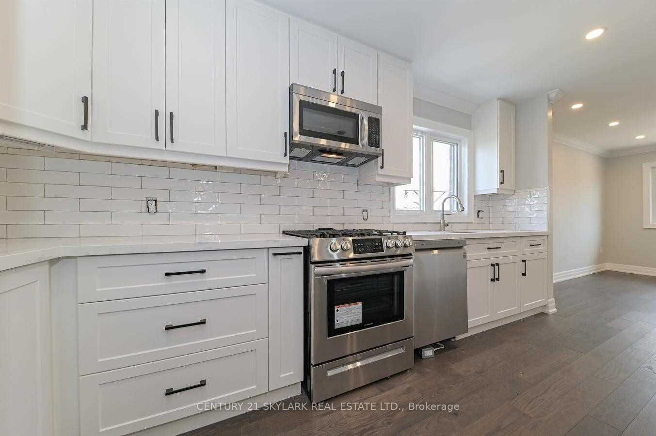 Semi-Detached House for lease at Upper-64 Glenhaven Street, Toronto, Beechborough-Greenbrook, M6M 3M3 - MLS: W11927412