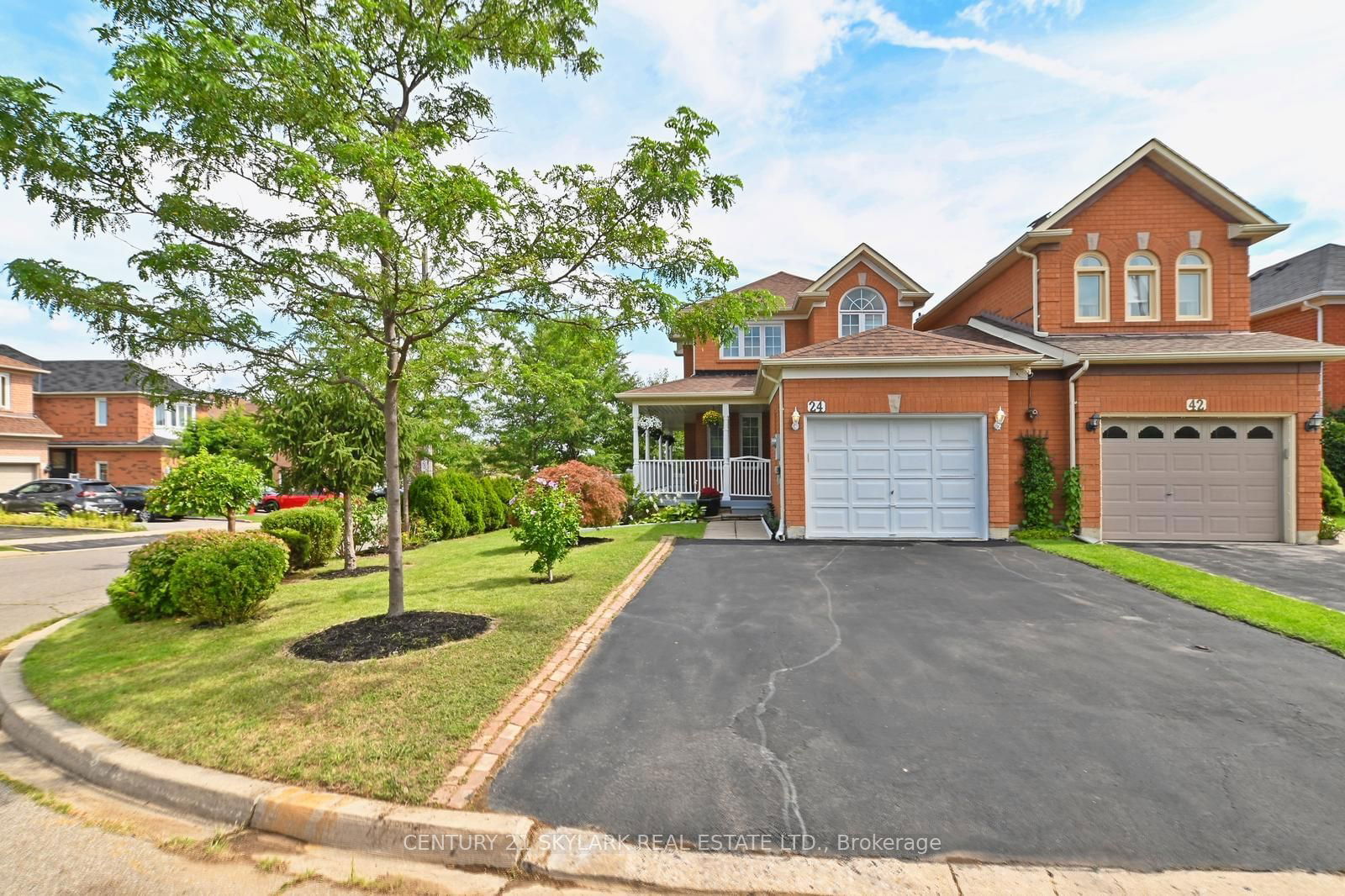 Detached House for sale at 24 Alaskan Summit Court, Brampton, Sandringham-Wellington, L6R 1P1 - MLS: W11927433