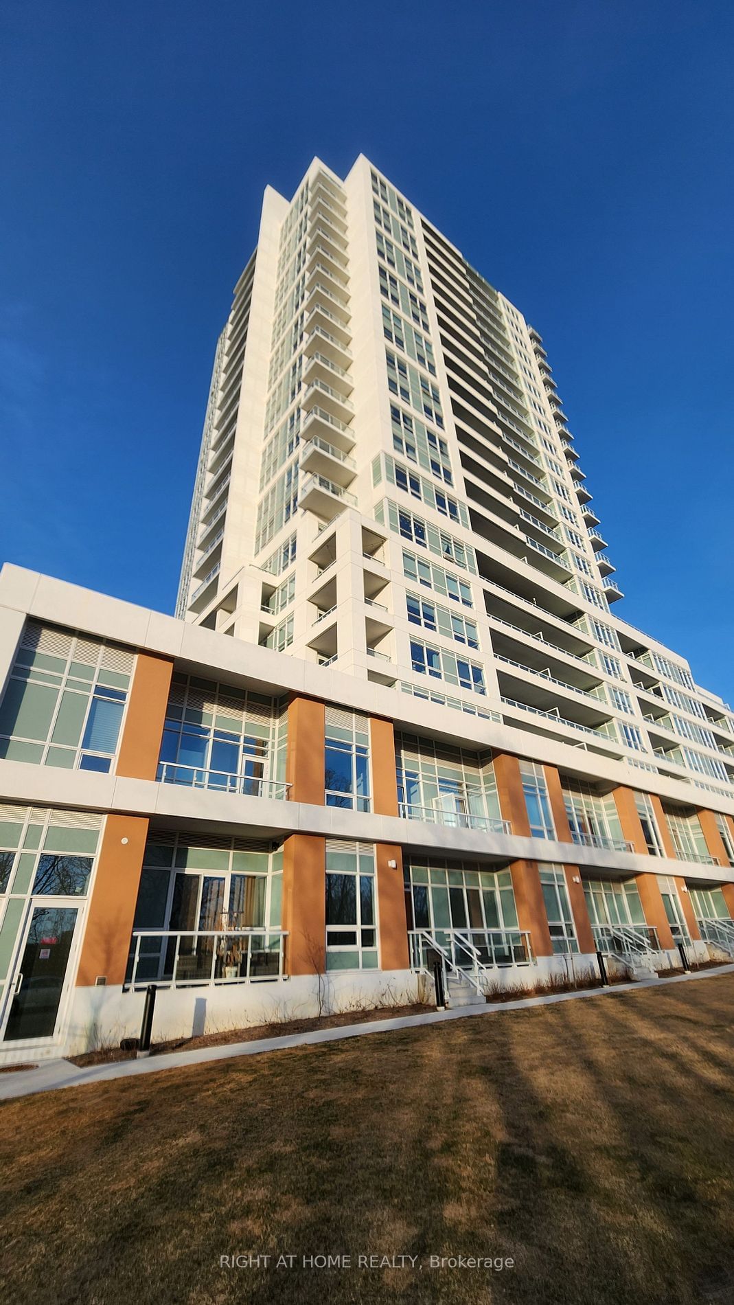 Condo for sale at 1801-10 Wilby Crescent, Toronto, Weston, M9N 1E5 - MLS: W11927859