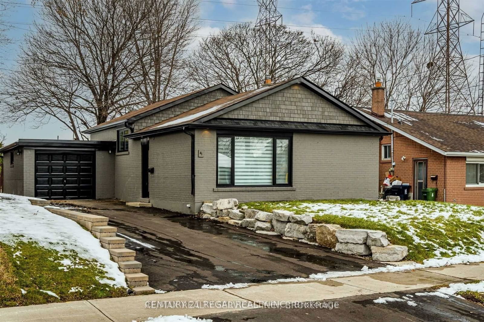 Detached House for sale at 41 Hardwick Court, Toronto, Eringate-Centennial-West Deane, M9C 4G5 - MLS: W11927945