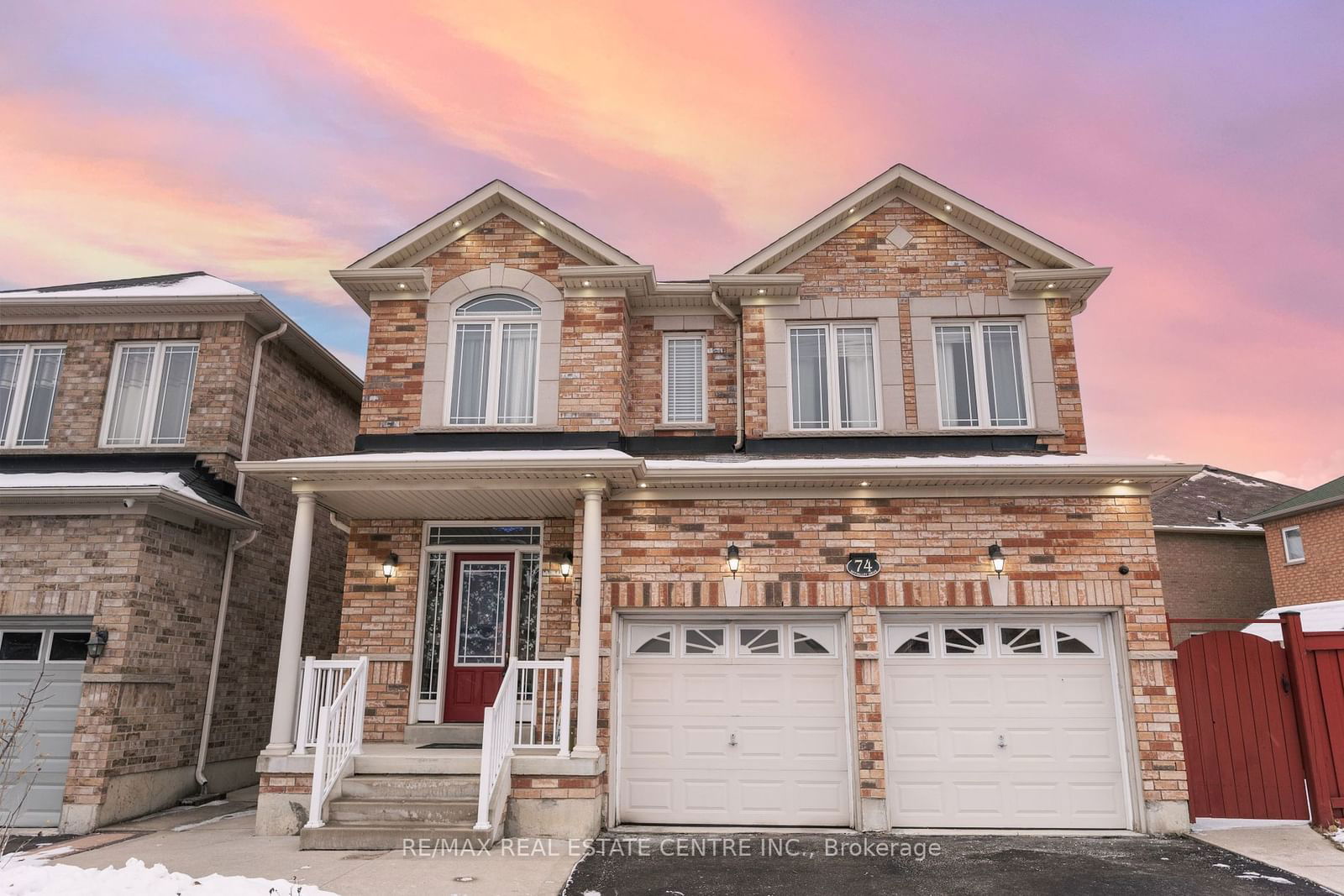 Detached House sold at 74 Skyvalley Drive, Brampton, Bram East, L6P 3B7 - MLS: W11928037