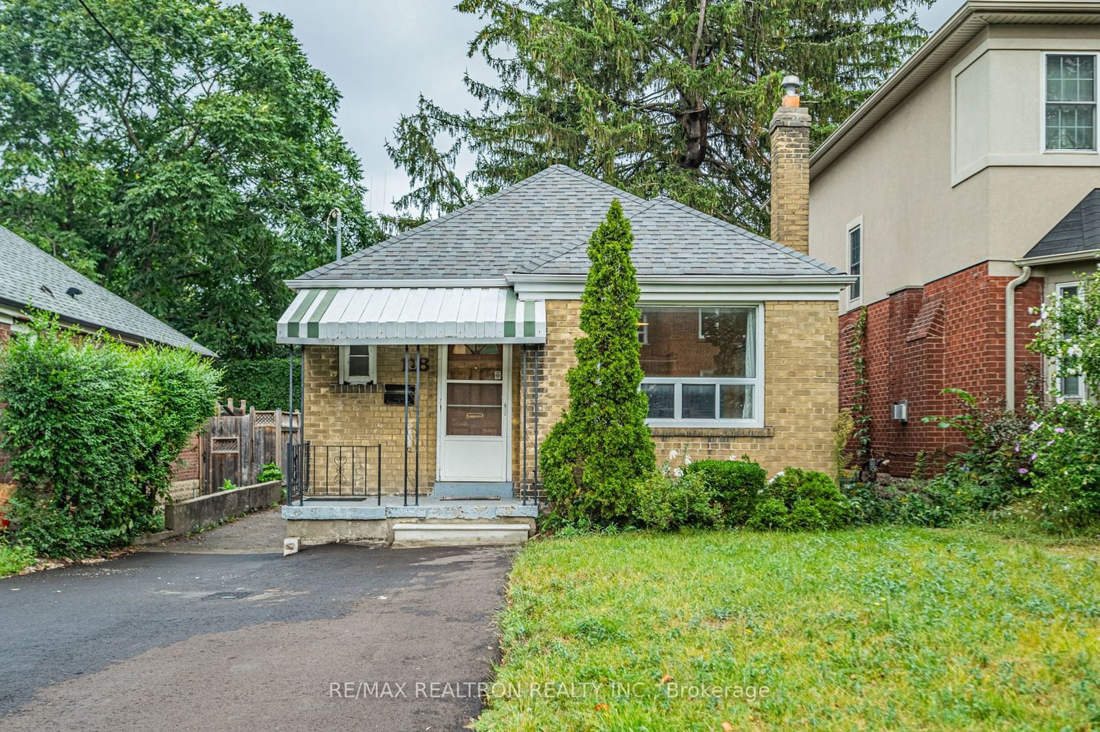 Detached House leased at Upper-118 William Street, Toronto, Weston, M9N 2G7 - MLS: W11928052