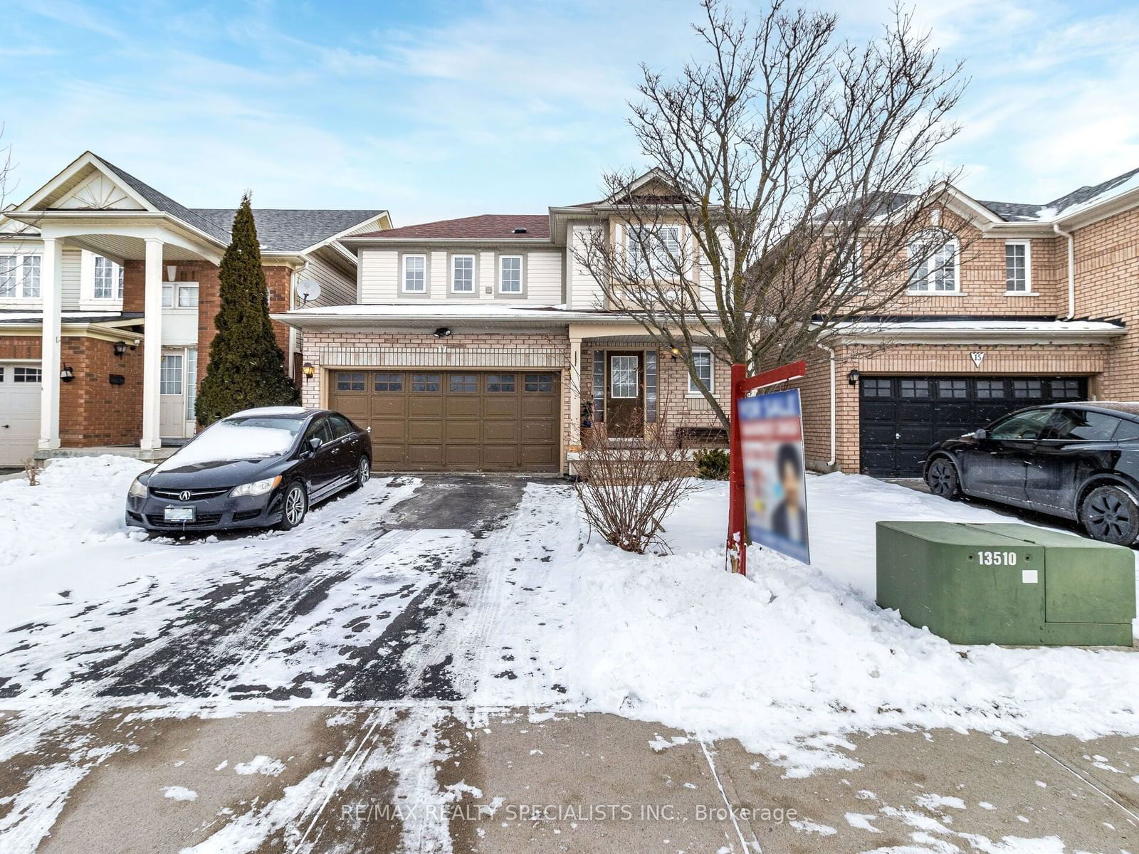 Detached House for sale at 17 Edenvalley Road, Brampton, Northwest Brampton, L7A 2M6 - MLS: W11928426