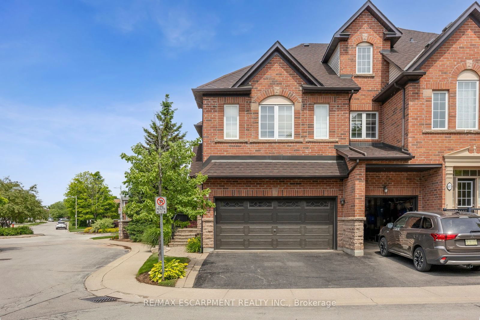 Townhouse for sale at 44-300 Ravineview Way, Oakville, Iroquois Ridge North, L6H 7J2 - MLS: W11928470