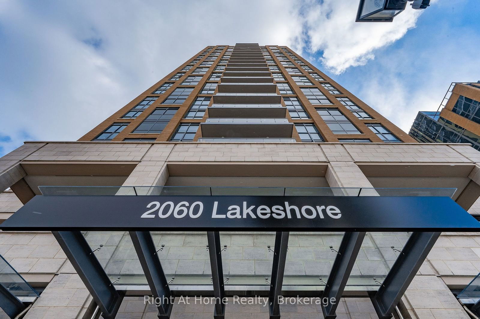 Condo for sale at 802-2060 LAKESHORE Road, Burlington, Brant, L7R 0G2 - MLS: W11928538