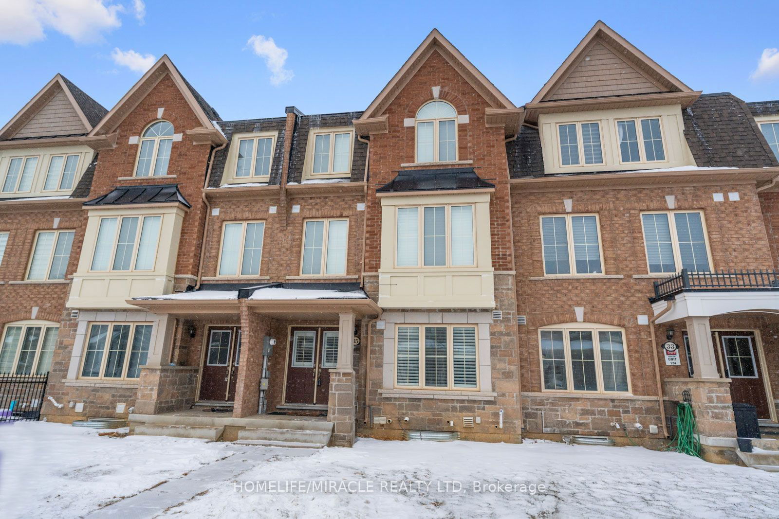 Townhouse for sale at 35 Fresnel Road, Brampton, Northwest Brampton, L7A 4Z2 - MLS: W11928881