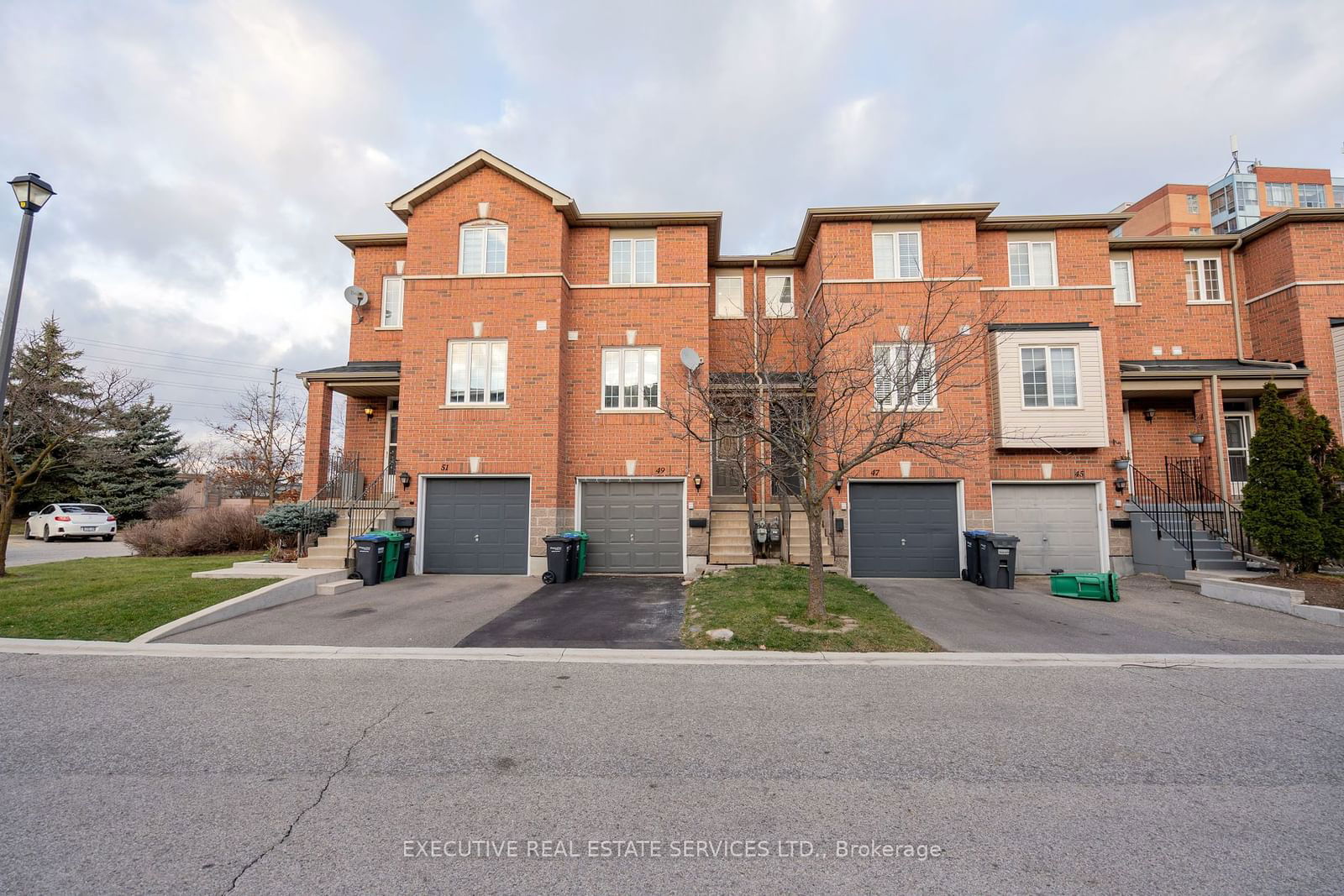 Townhouse leased at 49-120 Railroad Street, Brampton, Downtown Brampton, L6X 5A1 - MLS: W11929402