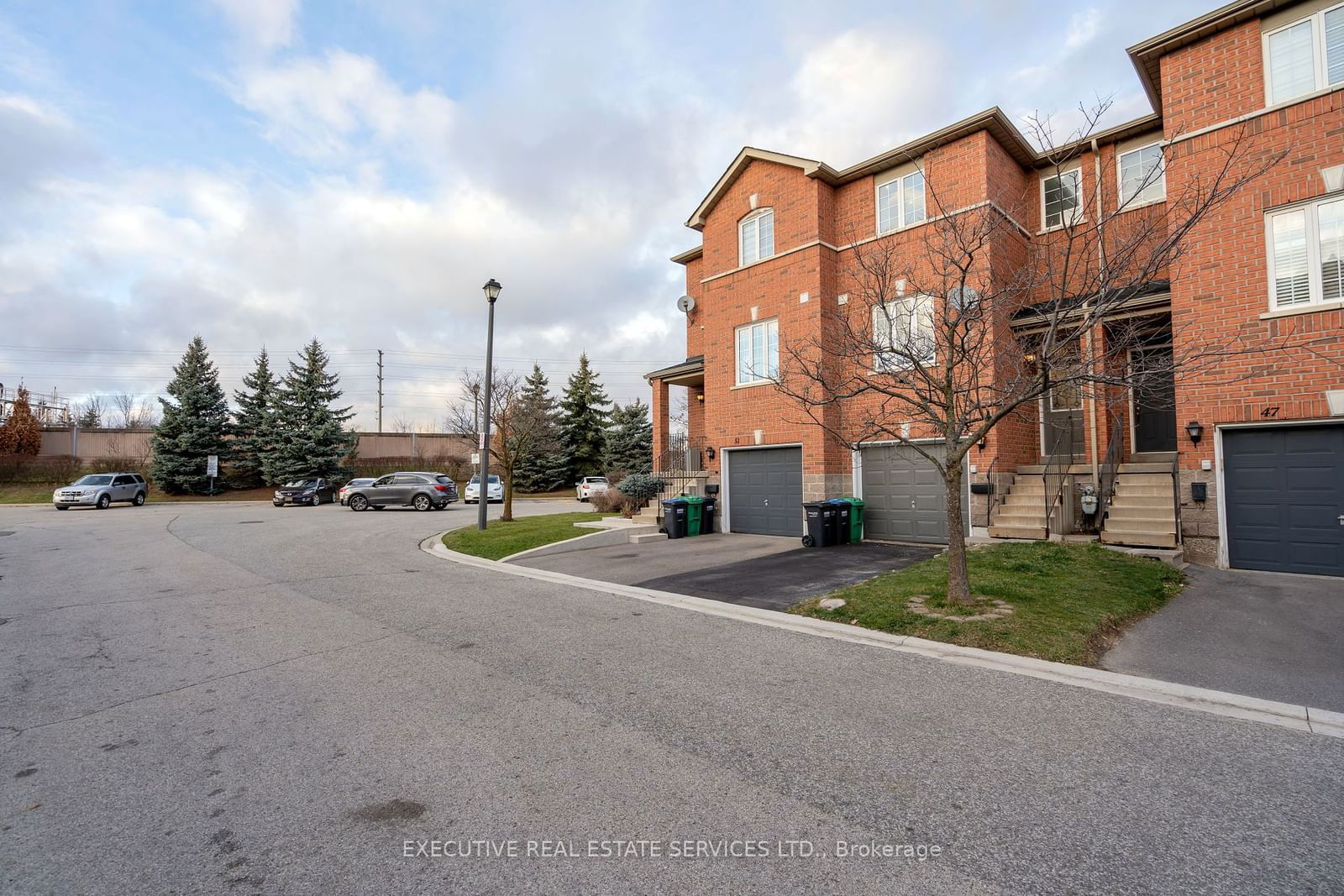 Townhouse leased at 49-120 Railroad Street, Brampton, Downtown Brampton, L6X 5A1 - MLS: W11929402