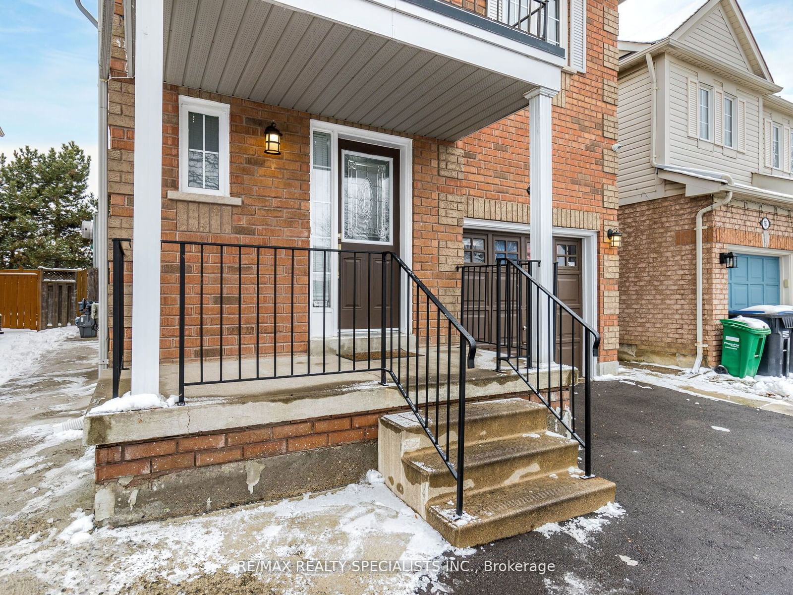 Detached House for sale at 109 Woodhaven Drive, Brampton, Northwest Brampton, L7A 1Y4 - MLS: W11929408