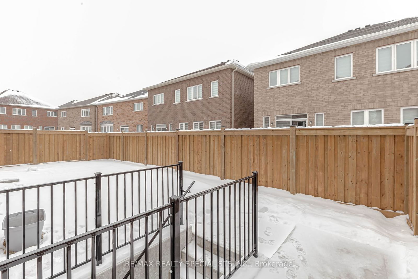 Detached House for lease at Unit B-74 Clockwork (Lower) Drive, Brampton, Northwest Brampton, L7A 5J1 - MLS: W11929466