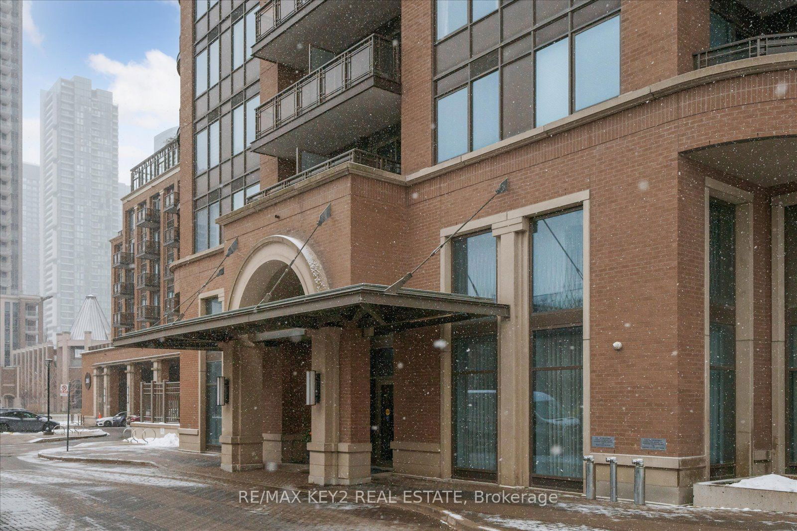 Condo for sale at 321-385 Prince Of Wales Drive, Mississauga, City Centre, L5B 0C6 - MLS: W11929507