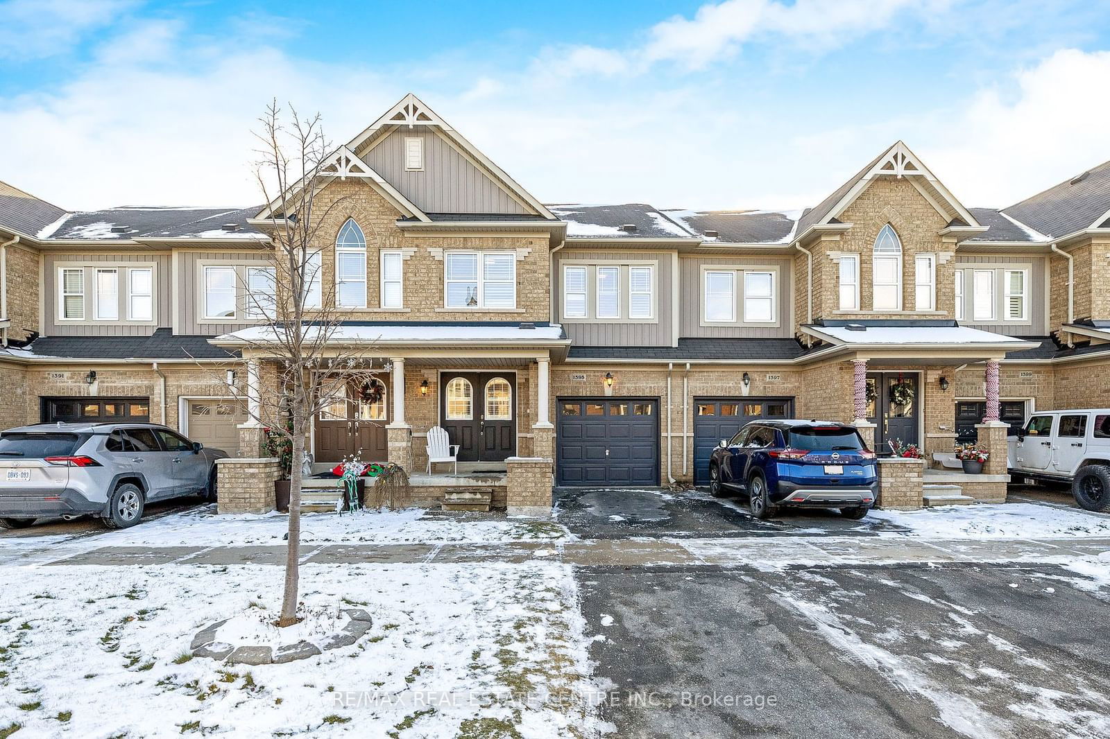 Townhouse for sale at 1395 Costigan Road, Milton, 1027 - CL Clarke, L9T 0Y7 - MLS: W11929549