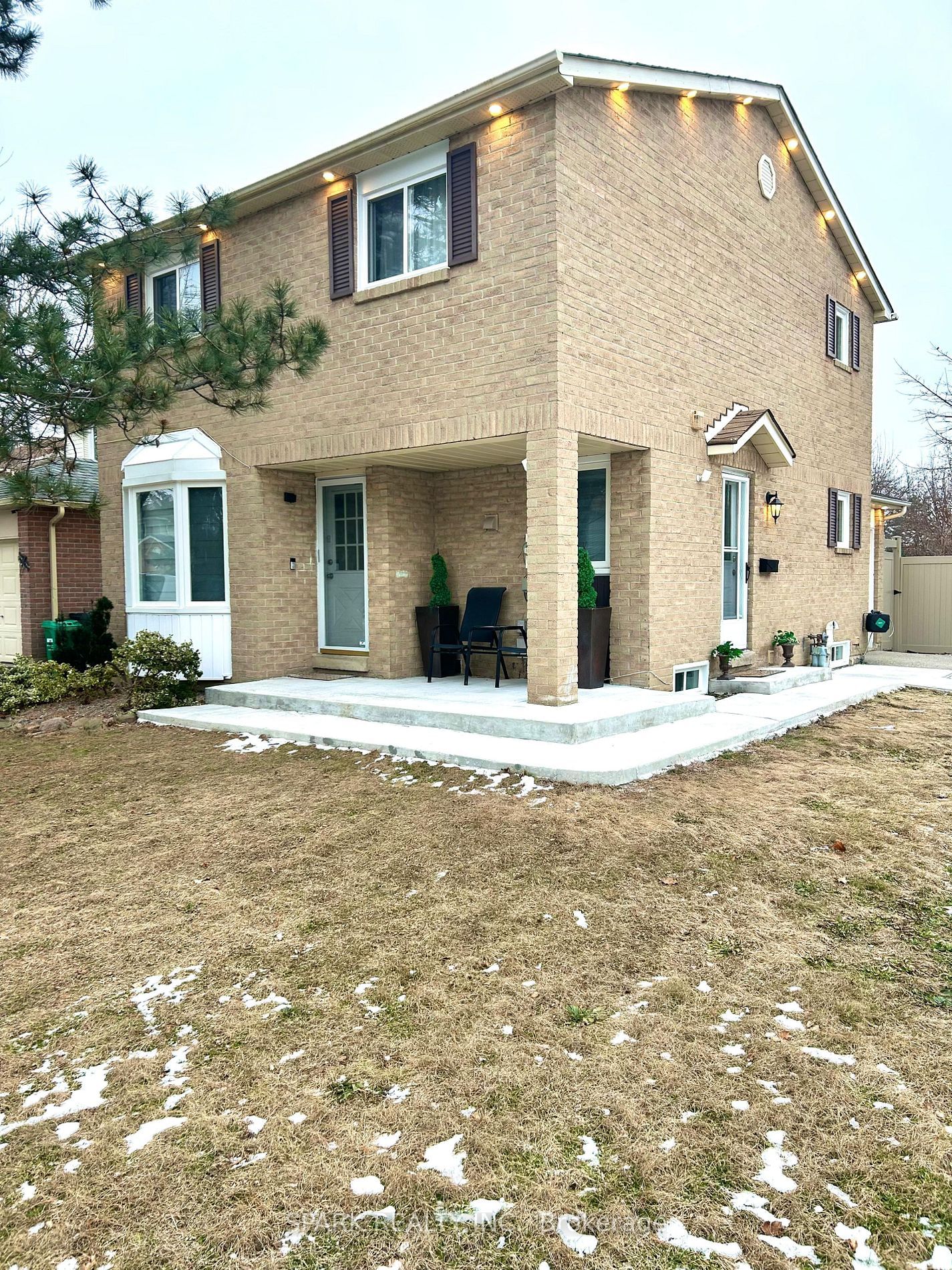 Detached House for lease at 6395 Millers Grve, Mississauga, Meadowvale, L5N 3M6 - MLS: W11929767