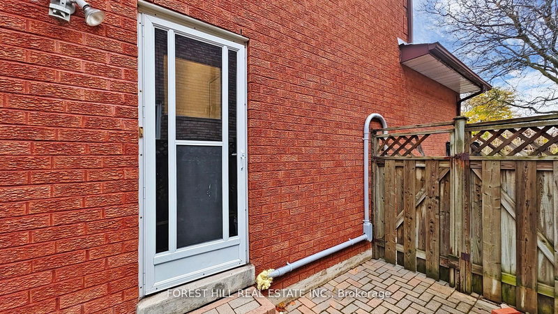 Bsmt - 1469 Brentano Blvd, Mississauga, L4X 1A2 | Image 2