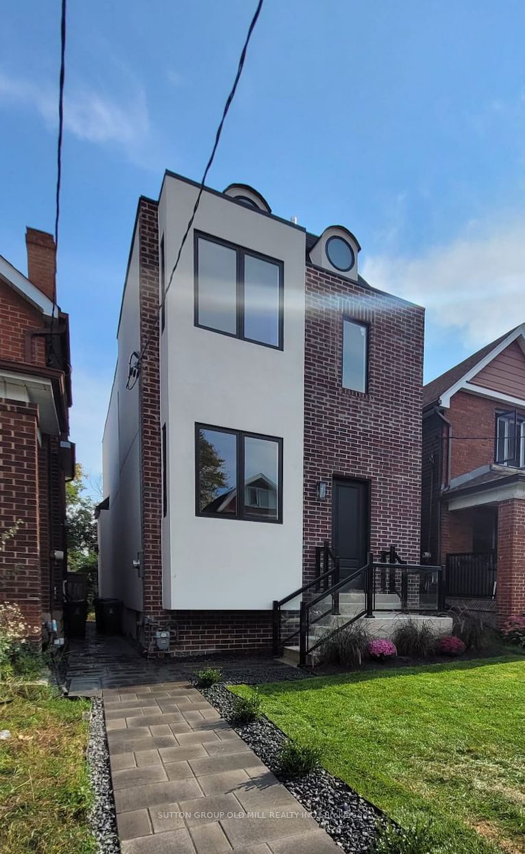 Detached House for sale at 11 Morland Road, Toronto, Runnymede-Bloor West Village, M6S 2M7 - MLS: W11930009