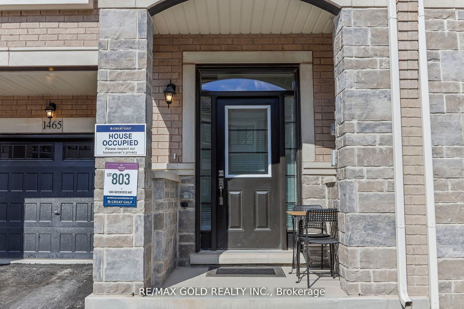 Townhouse for lease at 1465 Watercress Way, Milton, Walker, L9E 1Z9 - MLS: W11930044