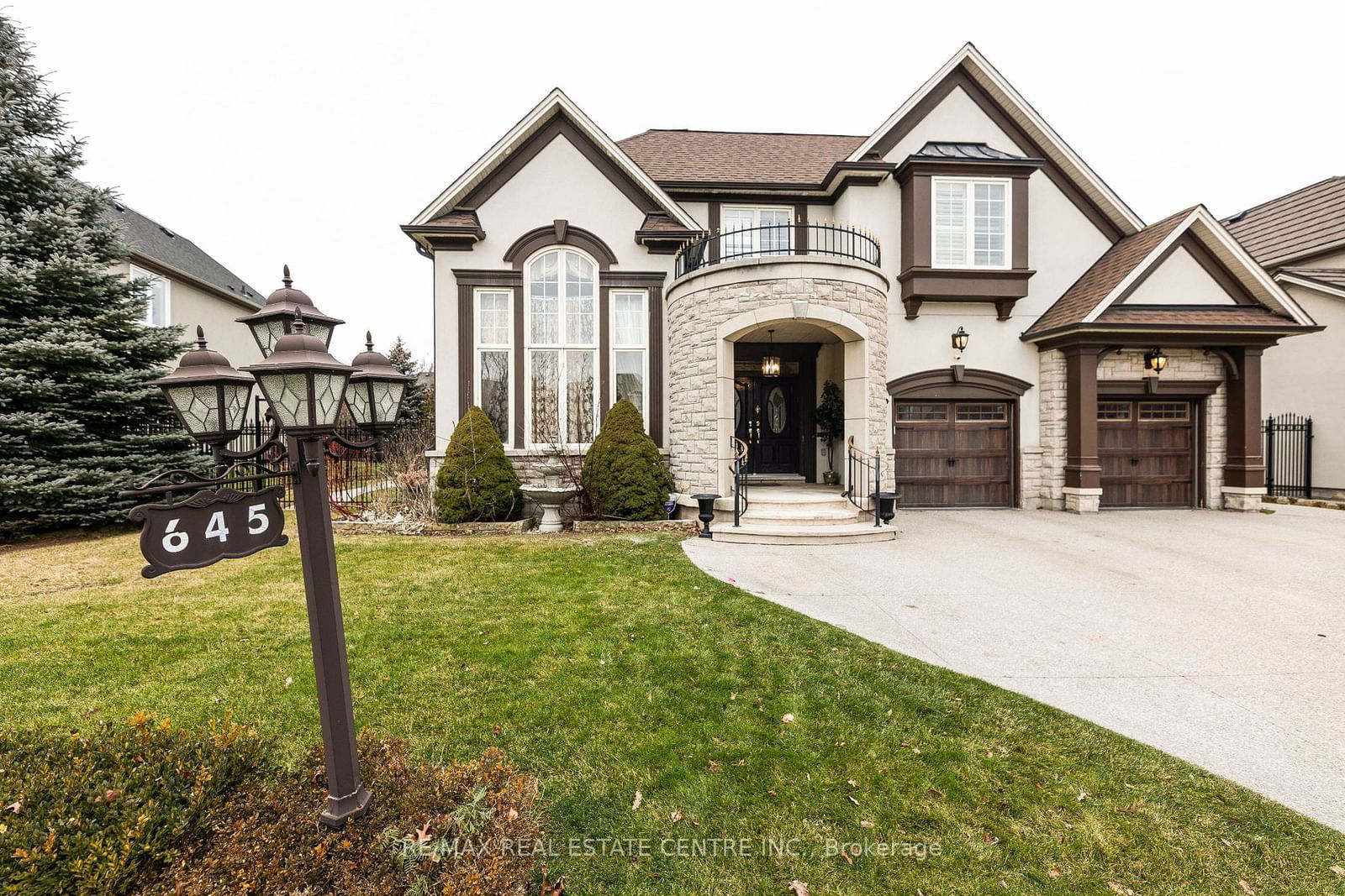 Building at 645 Cranleigh Court, Mississauga, Lorne Park