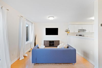 Unit 28 — 45 Bristol Rd, Mississauga - Hurontario image-0-3
