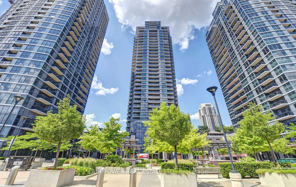 Condo for lease at 1001-5 Valhalla Inn Road, Toronto, Islington-City Centre West, M9B 0B1 - MLS: W11930446