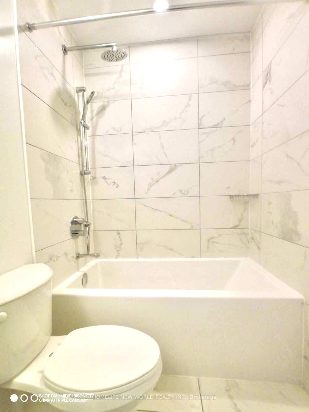 202 Burnhamthorpe Road E, Unit 224 - Photo 13