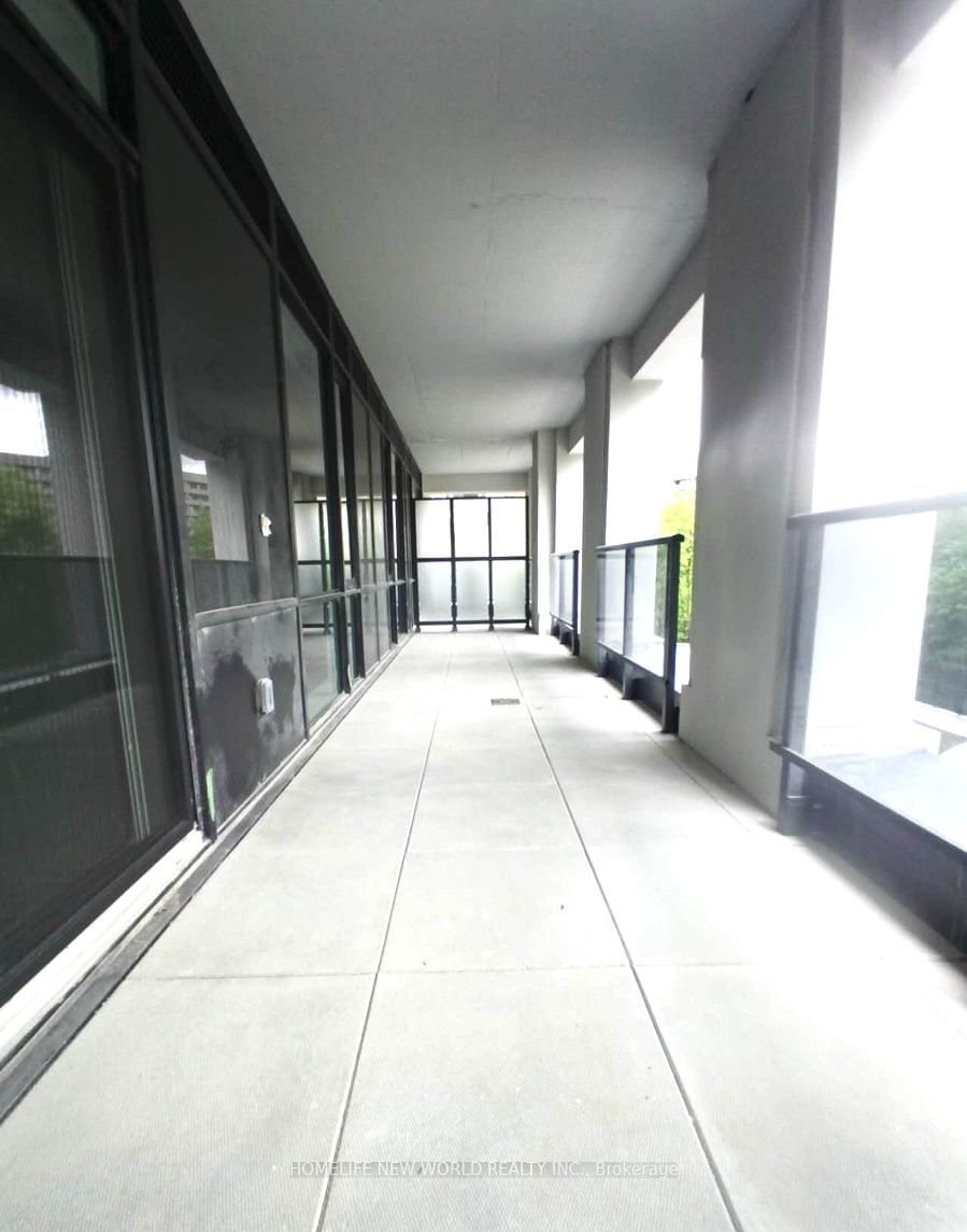 202 Burnhamthorpe Road E, Unit 224 - Photo 18