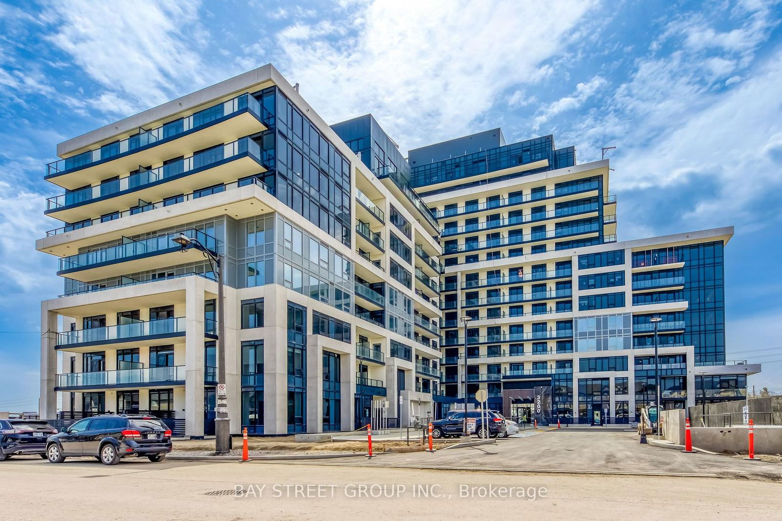 Building at 3200 William Coltson Avenue, Oakville, Rural Oakville