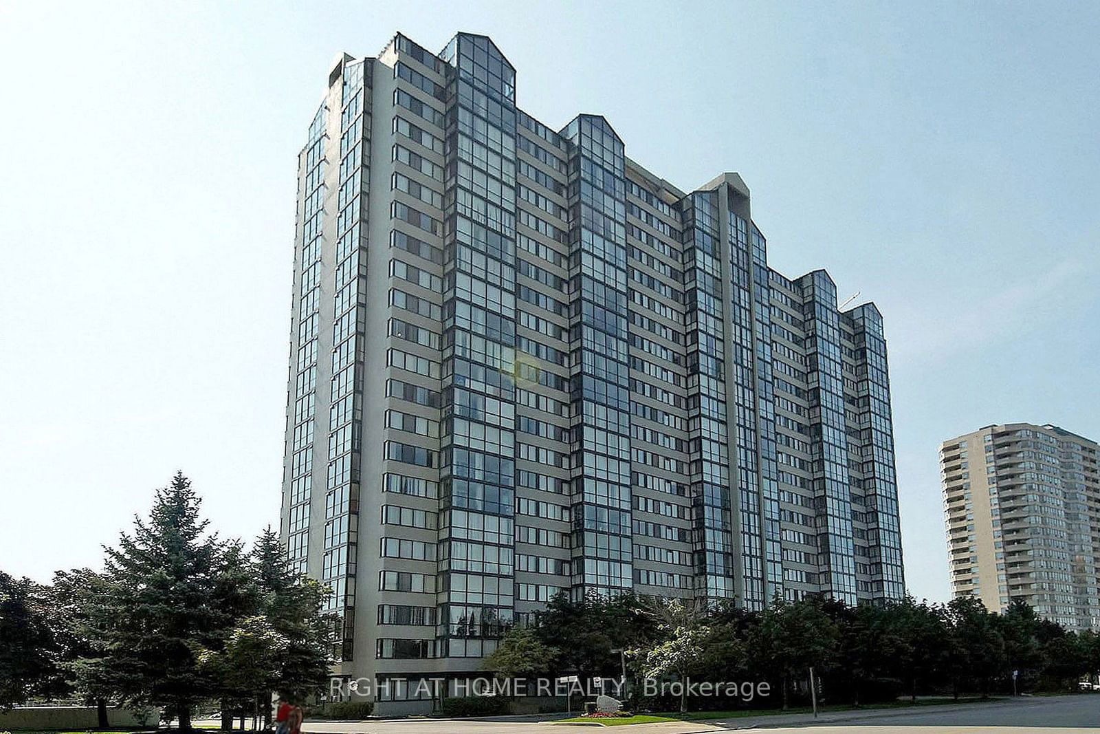 Condo for lease at 1807-350 Webb Drive, Mississauga, City Centre, L5B 3W4 - MLS: W11930809