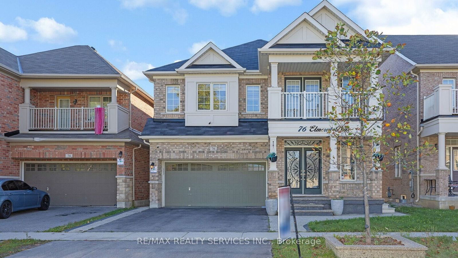 Detached House for sale at 76 Elmcrest Drive, Brampton, Credit Valley, L6Y 5Z1 - MLS: W11930832