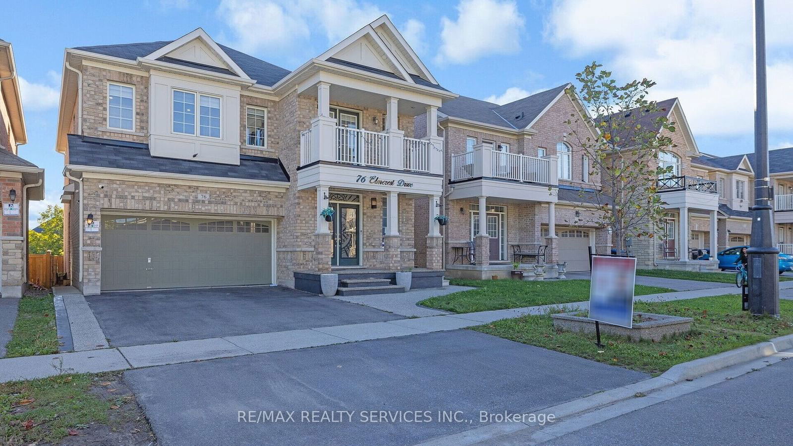 Detached House for sale at 76 Elmcrest Drive, Brampton, Credit Valley, L6Y 5Z1 - MLS: W11930832