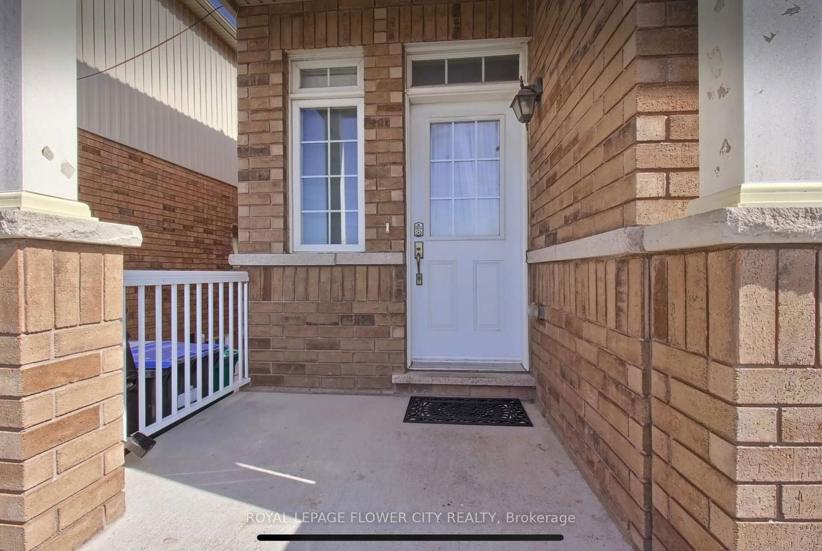 Semi-Detached House for lease at 77 French Park Circle, Brampton, Credit Valley, L6X 0Y6 - MLS: W11930888