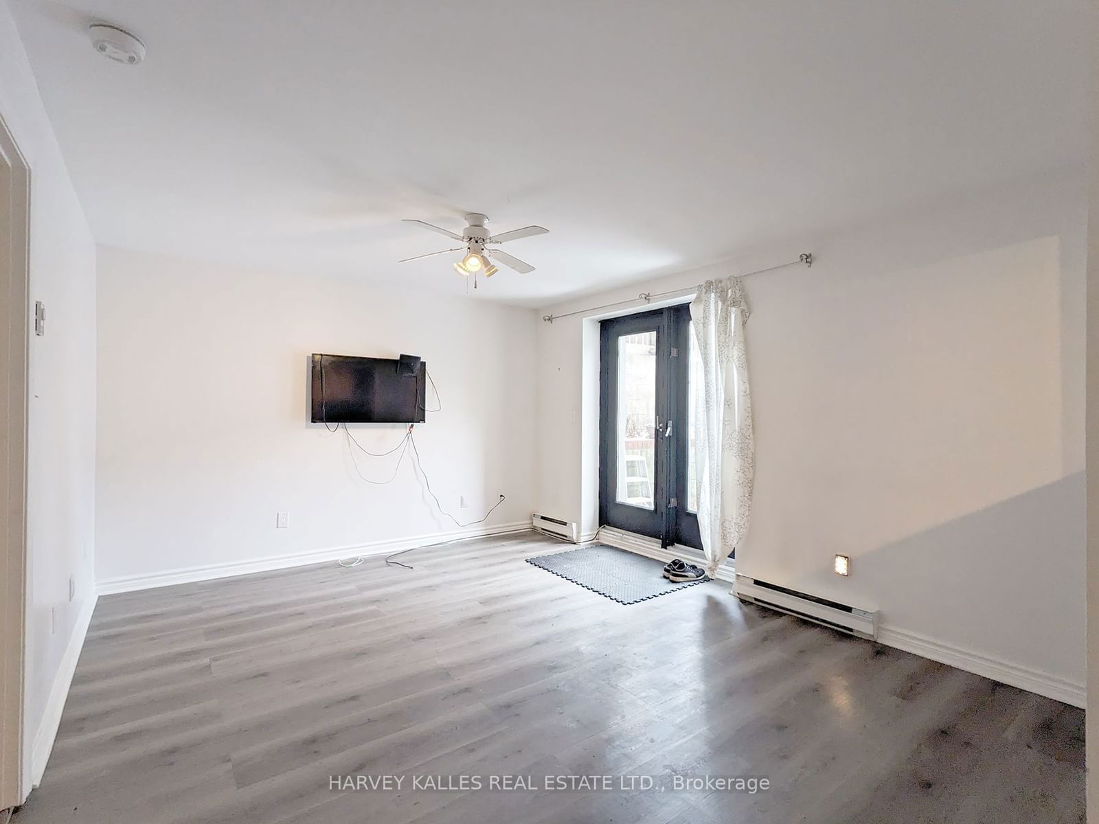 Semi-Detached House for lease at Lower-386 Annette Street, Toronto, Junction Area, M6P 1R6 - MLS: W11930890